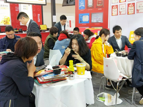 粥員外武漢展會現場
